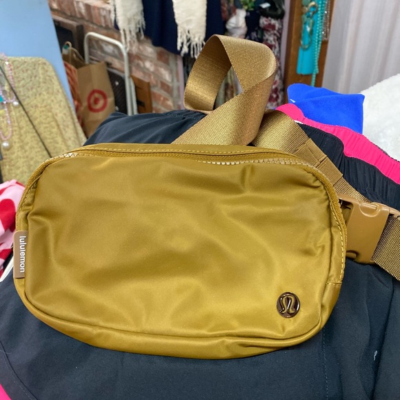 KERRY ROSENTHAL Blue French Terry Cardigan Heary Elbow Patch Large - Picture 2 of 6